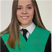 Estudiante de terapia ocupacional ofrece clases de primaria personalizadas y adaptadas